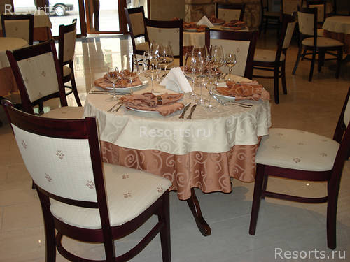 Martinez Apartment Complex 28
